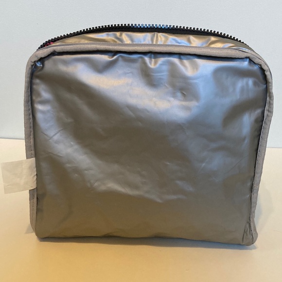 Betsey Johnson Insulated Zip Lunch Tote Skull Sunglasses Black & Pink Colorful - Picture 10 of 14